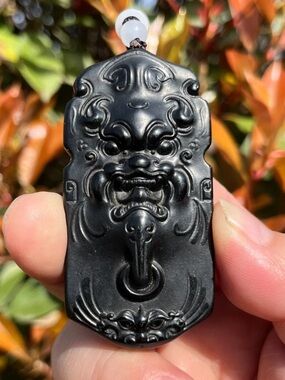 CERTIFIED 100% NATURAL NEPHRITE BLACK JADE HAND CARVED patron saint PENDANT